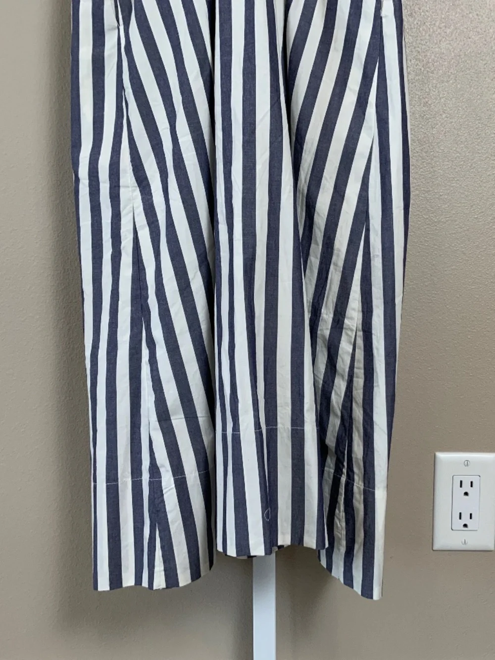 Anthropologie V-Neck Zip-Front Midi Dress - Picture 15 of 16